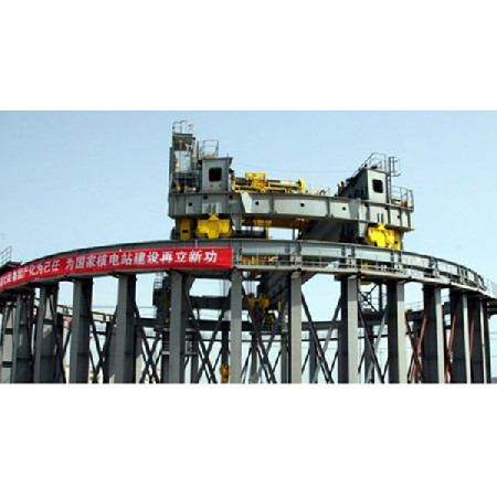 環（huán）形（xíng）軌道起重機6